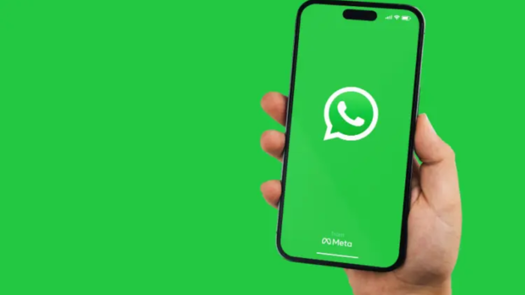 WhatsApp यूजर्स हैरान! 1 जनवरी से इन स्मार्टफोन्स पर काम करना बंद कर देगा ऐप!