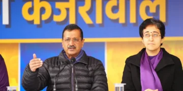 अरविंद केजरीवाल ने 'पुजारी-ग्रंथी सम्मान योजना' की घोषणा की, AAP के सत्ता में आने पर मंदिर के पुजारियों और गुरुद्वारा 'ग्रंथियों' के लिए ₹18,000 मासिक मानदेय का वादा किया