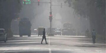 दिल्ली में शीतलहर जारी, AQI बेहद खराब श्रेणी में | आईएमडी का पूर्वानुमान देखें