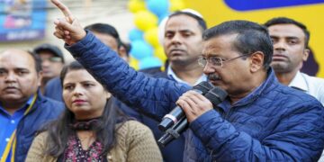 नई दिल्ली सीट से विधानसभा चुनाव लड़ेंगे केजरीवाल, इसे 'मुख्यमंत्री पुत्रों और आम आदमी के बीच की लड़ाई' बताया