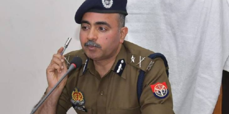 सूटकेस में बच्चे का शव मिलने के मामले में गाजियाबाद पुलिस कमिश्नर ने SHO को निलंबित कर दिया