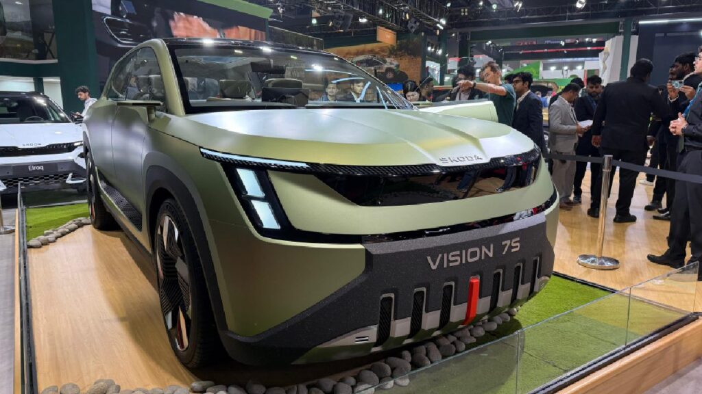 स्कोडा विज़न 7S को भारत मोबिलिटी एक्सपो 2025 में प्रदर्शित किया गया