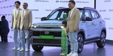 Hyundai Creta Electric आधिकारिक तौर पर भारत में 17.99 लाख रुपये में लॉन्च हुई