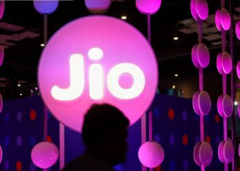 Jio विशेष सुविधा प्रदान करता है: ग्राहकों को केवल 10 रुपये प्रति दिन के लिए 90 दिनों के लिए 2GB दैनिक डेटा मिलेगा