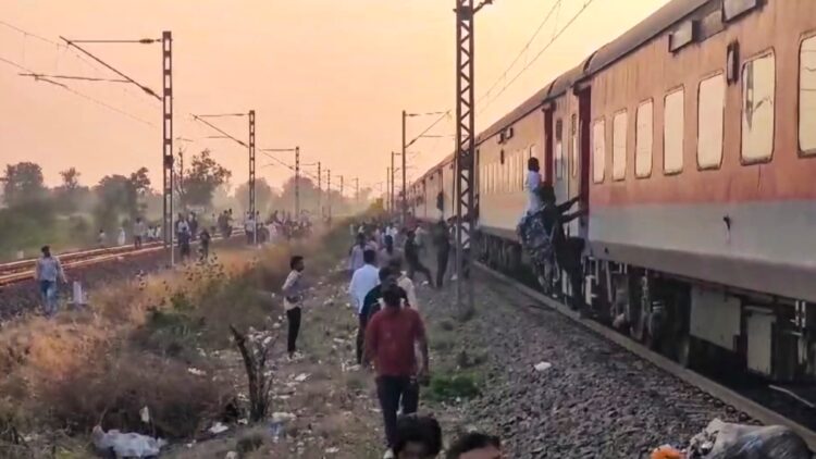 जलगांव ट्रेन दुर्घटना: नेपाल के विदेश मंत्रालय ने 7 नेपाली नागरिकों की मौत की पुष्टि की