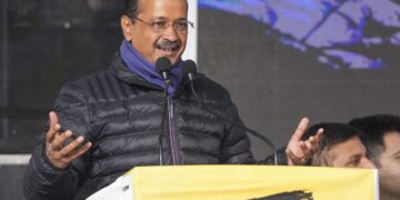 दिल्ली चुनाव: अरविंद केजरीवाल का अशोक गहलोत पर पलटवार, कहा- 'आपने साफ कर दिया कि बीजेपी कांग्रेस की पार्टनर है'