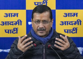 दिल्ली चुनाव: आतिशी के बाद, केजरीवाल ने चुनाव आयोग को लिखा पत्र, कथित मतदाता घोटाले पर परवेश वर्मा के खिलाफ कार्रवाई की मांग की