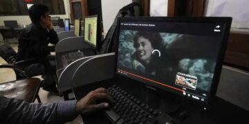 पाकिस्तान की उच्चतम इंटरनेट स्पीड 8MBPS है लेकिन मंत्री का दावा है कि यह अन्य देशों की तुलना में 'तेज और सस्ता' है