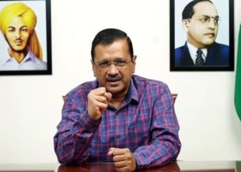 प्रवेश वर्मा को दिल्ली चुनाव लड़ने से रोका जाना चाहिए: अरविंद केजरीवाल ने चुनाव आयोग से कहा