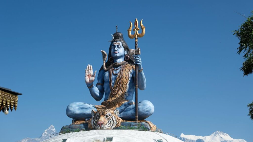 महा शिव्रात्रि 2025: यहां शिवरात्रि और महा शिवरात्रि के बीच अंतर देखें