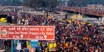 77 देशों के विदेशी प्रतिनिधियों ने आज महाकुम्ब का दौरा करने के लिए, यूपी सीएम मेला का हवाई सर्वेक्षण आयोजित करता है