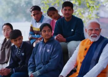 Pariksha Pe Charcha 2025: PM मोदी ने छात्रों को आहार में सुपरफूड को शामिल करने की सलाह दी; खाने और बचने के लिए खाद्य पदार्थों को जानें