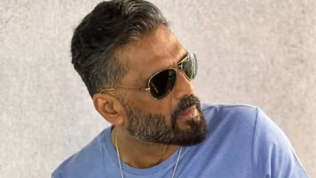 Suniel Shetty ने संयुक्त राज्य अमेरिका में बंदूक की नोक पर हथकड़ी लगाई जा रही है क्योंकि गलतफहमी पोस्ट 9/11 हमलों के बाद