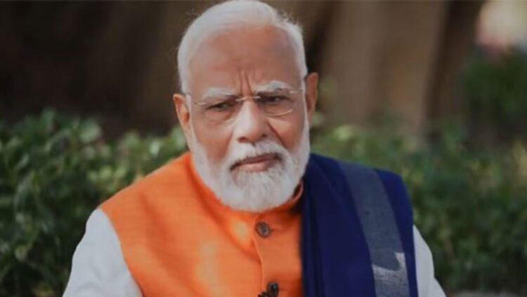 "अपने शिक्षकों में अपनी विफलताओं को चालू करें": PM MODI PARIKSHA PE CHARCHA 2025 में छात्रों को