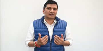 दिल्ली पोल में हारने वाले AAP मंत्री सौरभ भारद्वाज अब YouTube पर 'बेरोज़गार नेता' हैं