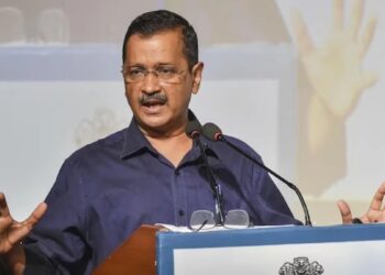 यमुना के जहर के दावों पर दिल्ली चुनाव से पहले अरविंद केजरीवाल के खिलाफ एफआईआर