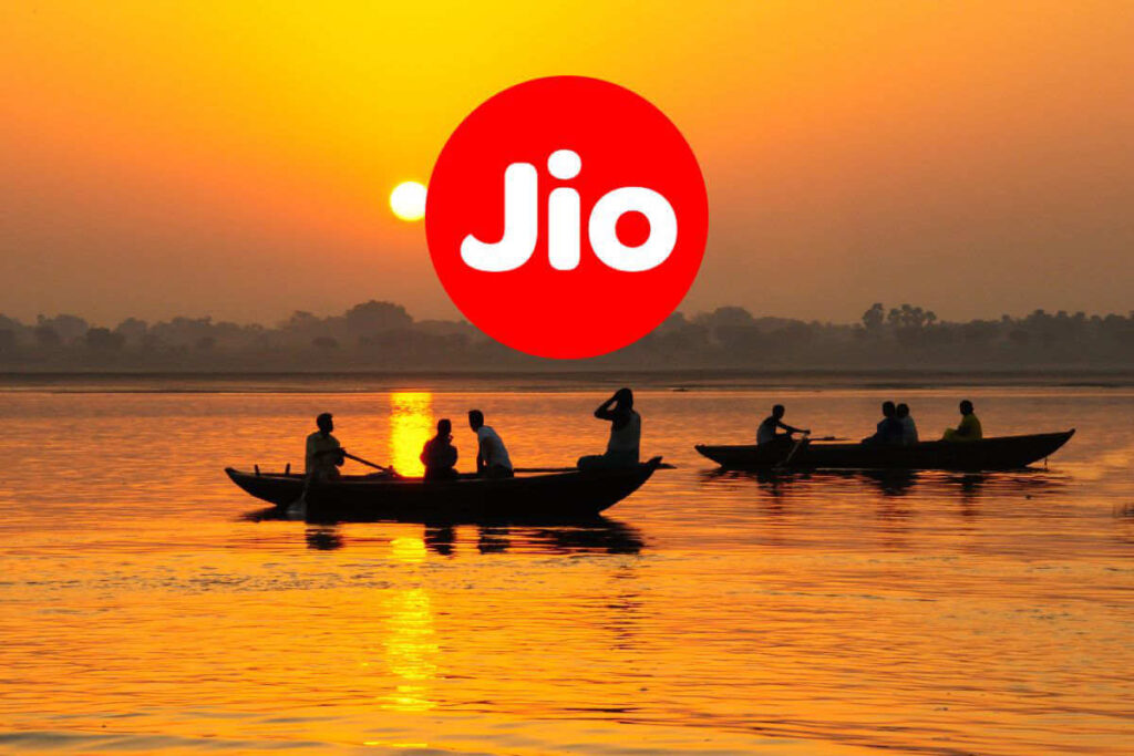 ओक्ला कहते हैं कि Jio के 700 मेगाहर्ट्ज स्पेक्ट्रम ने महा कुंभ 2025 में व्यापक कवरेज में योगदान दिया।