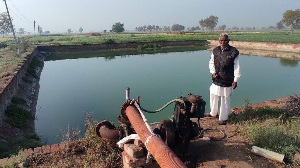 राजस्थान किसान फलों और सब्जियों को व्यवस्थित रूप से उगाने और मछली और डेयरी खेती को एकीकृत करके सालाना 10 लाख कमाता है