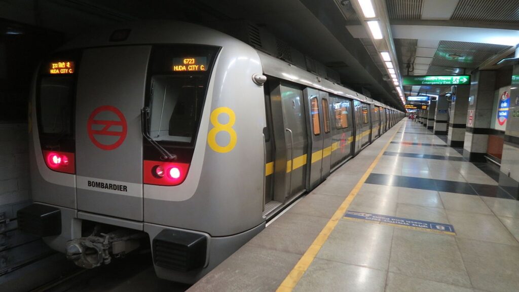 होली पर दिल्ली मेट्रो: DMRC ने संशोधित मेट्रो सर्विसेज शेड्यूल की घोषणा की | विवरण की जाँच करें