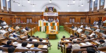 दिल्ली असेंबली फॉर्म्स पैनल के बाद एमएलएएस डिमांड सैलरी हाइक: यहां है कि अब विधायक कितना कमाते हैं