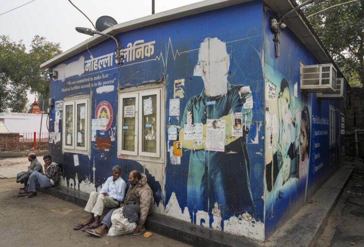 दिल्ली सरकार 250 मोहल्ला क्लीनिक बंद करने के लिए, AAP कॉल हेल्थकेयर के लिए एक झटका लगाती है