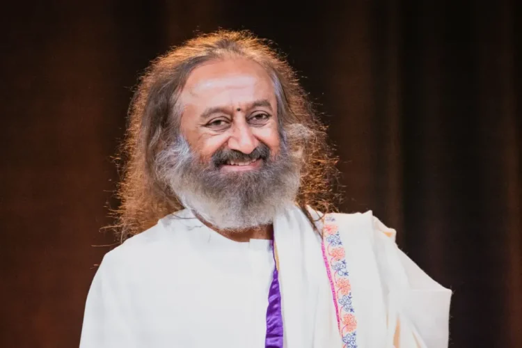 श्री श्री रवि शंकर टिप्स: क्या पैसा अकेले आपको खुश कर सकता है? गुरुदेव ने सच्चाई का खुलासा किया