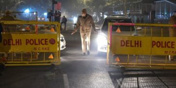 स्पा सेंटर के तहत सेक्स रैकेट का संचालन दिल्ली के आनंद विहार क्षेत्र में किया गया, पुलिस अरेस्ट 14