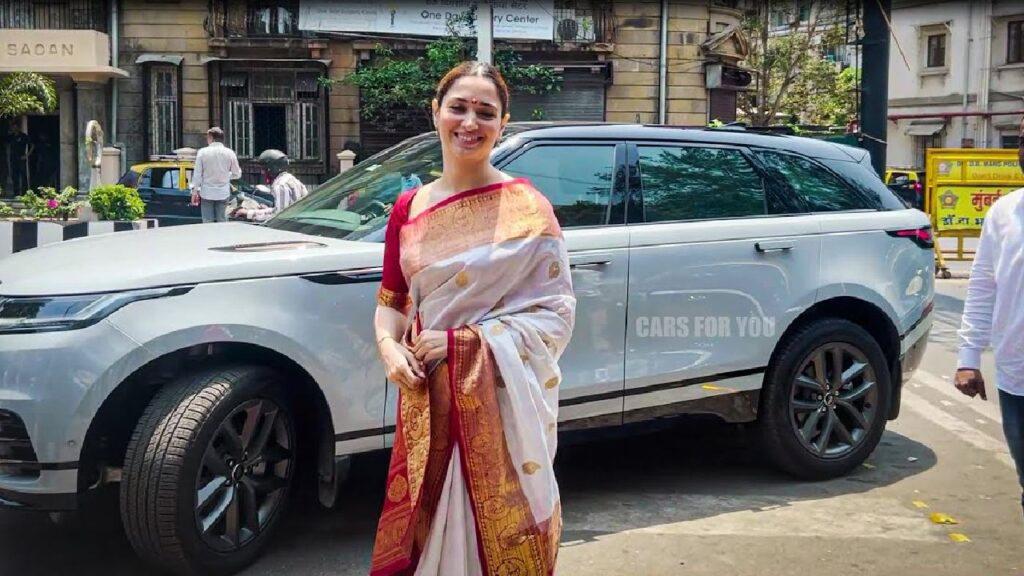 अभिनेता तमन्नाह भाटिया ने 1.05 करोड़ रेंज रेंज रोवर वेलार खरीदें