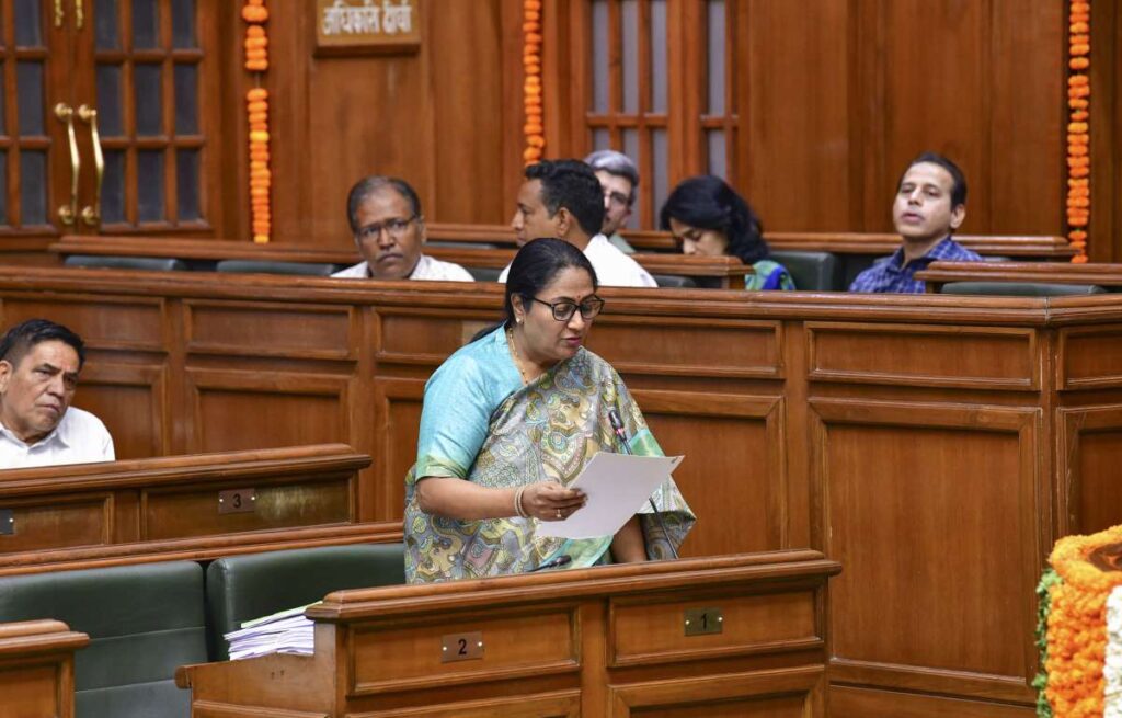 दिल्ली सरकार पिछले AAP शासन द्वारा की गई 177 राजनीतिक नियुक्तियों को रद्द कर देती है