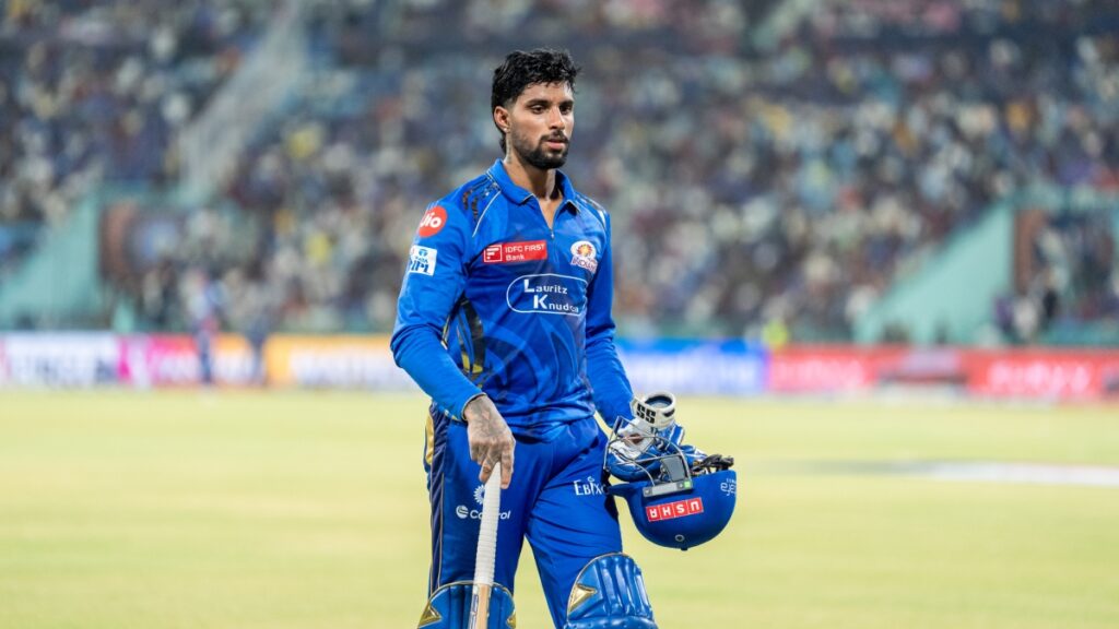 महेला Jayawardene ने LSG बनाम Mi IPL 2025 क्लैश के दौरान तिलक वर्मा को रिटायर करने के अपने फैसले पर खुलता है