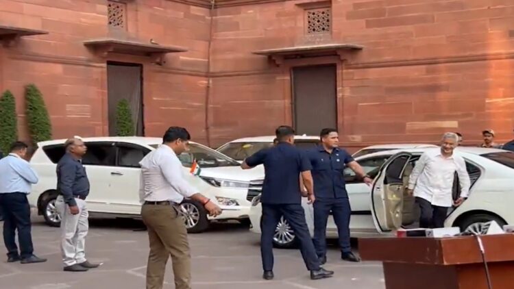 अमित शाह, जयशंकर और अजीत डोवल ने ताववुर राणा के प्रत्यर्पण के आगे महत्वपूर्ण बैठक की