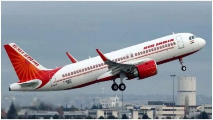 एयर इंडिया पैसेंजर ने दिल्ली-बांगकॉक फ्लाइट पर सह-यात्री पर पेशाब किया, एयरलाइन जवाब देता है