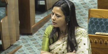 टीएमसी सांसद माहुआ मोत्रा ​​ने सुप्रीम कोर्ट को चुनौती देने वाला वक्फ संशोधन अधिनियम, 16 अप्रैल को सुनवाई की