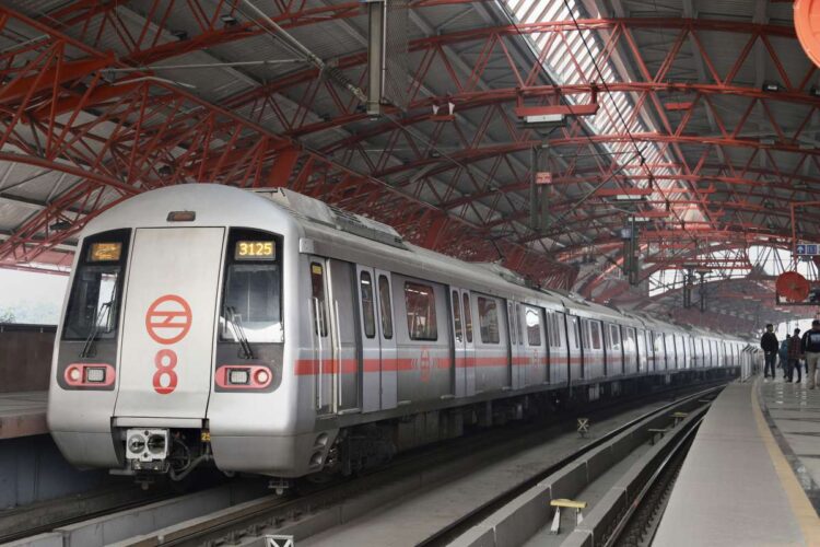ध्यान दें दिल्ली मेट्रो यात्रियों: JLN मेट्रो स्टेशन गेट नंबर 2 ताहावुर राणा के आगमन के कारण बंद हो गया