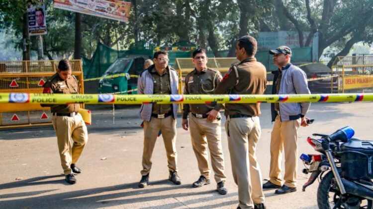 ड्रग कार्टेल दुर्व्यवहार छात्र वीजा दिल्ली में बस्ट, हेरोइन की कीमत 1 करोड़ रुपये से अधिक जब्त की गई
