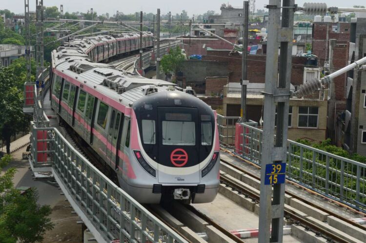 दिल्ली मेट्रो टाइमिंग्स संशोधित: DMRC IPL मैचों से पहले सभी लाइनों के लिए अंतिम ट्रेन शेड्यूल का विस्तार करता है