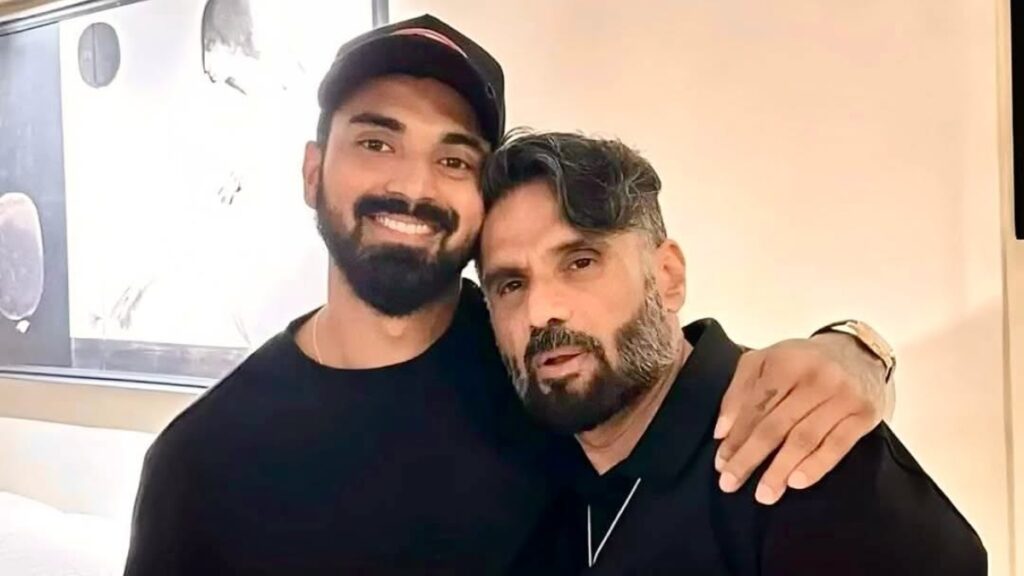 केएल राहुल के साथ Suniel Shetty खरीदता है भूमि पार्सल ओवेल वर्थ करोड़ों | अंदर