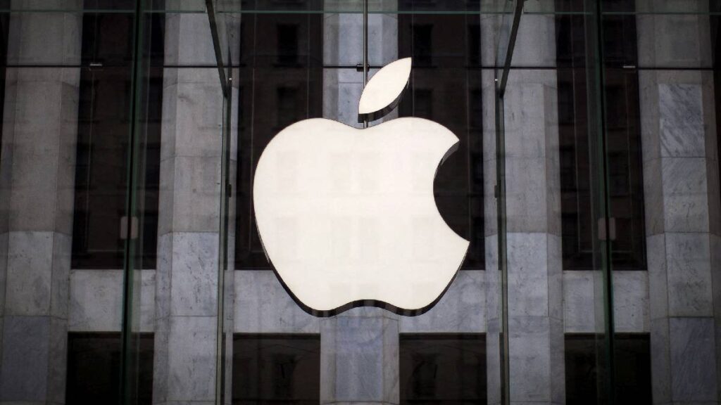 Apple गोपनीयता से समझौता किए बिना AI सुविधाओं को बढ़ाता है: यहां बताया गया है कि आपके डेटा का सुरक्षित रूप से कैसे उपयोग किया जाता है