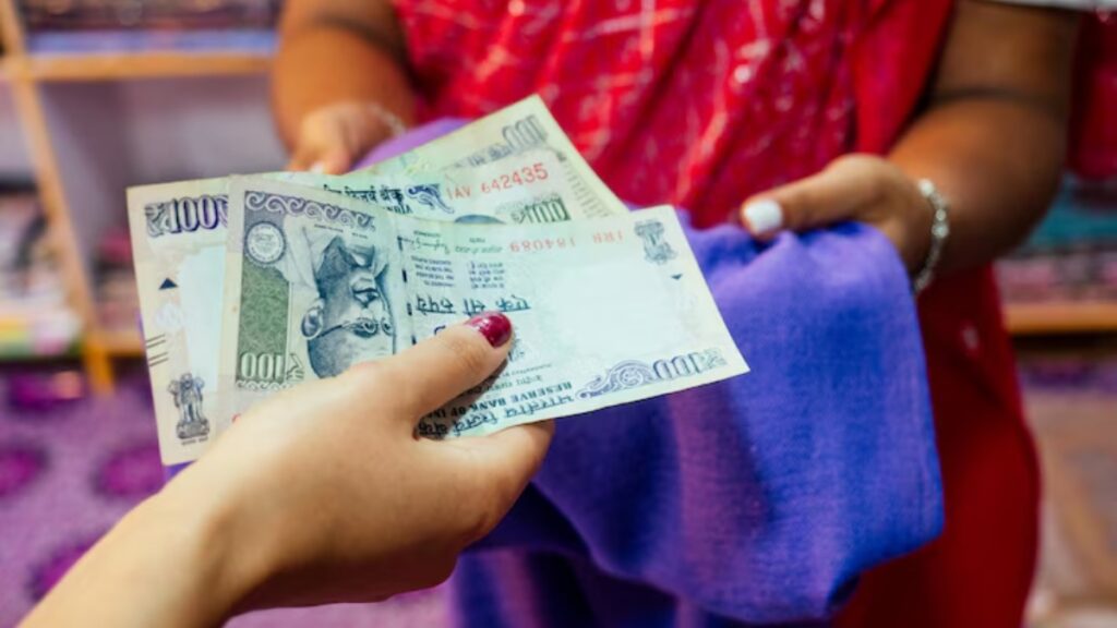 दिल्ली सरकार सभी श्रमिकों की न्यूनतम मजदूरी बढ़ाती है | यहां संशोधित वेतन की जाँच करें