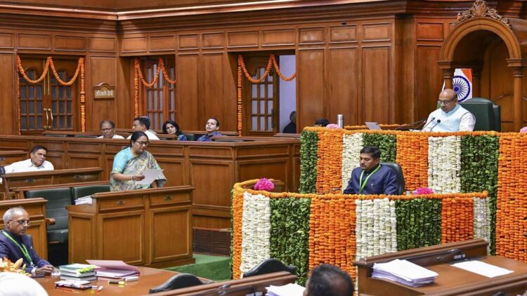 मानसून सत्र 2025 से 'पेपरलेस' जाने के लिए दिल्ली विधानसभा | यहाँ विवरण हैं