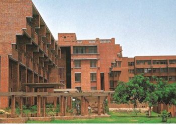 JNU कथित तौर पर विदेशी शोधकर्ता से छेड़छाड़ के लिए वरिष्ठ प्रोफेसर को समाप्त करता है