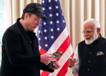 एलोन मस्क कहते हैं कि 'इस साल भारत का दौरा करने के लिए तत्पर हैं' पीएम मोदी के साथ बातचीत के बाद