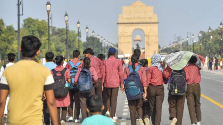 काम में नई नीति: दिल्ली पुलिस स्कूल ड्रॉपआउट्स, परामर्श और कैरियर विकल्प प्रदान करने के लिए