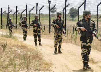 बीएसएफ जवान ने गलती से सीमा पार करने के बाद पाकिस्तान रेंजर्स द्वारा हिरासत में लिया, रिलीज के लिए बातचीत की