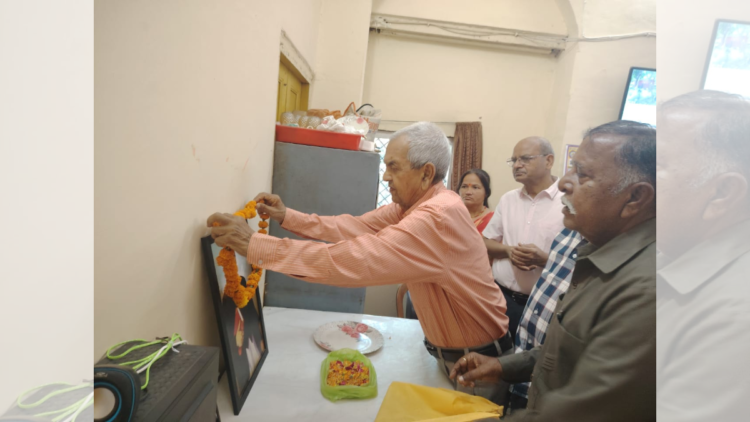 8 वें वेतन आयोग से बहिष्करण के लिए 22 अप्रैल को कानपुर में पेंशनभोगियों ने विरोध प्रदर्शन करने के लिए पेंशनभोगी