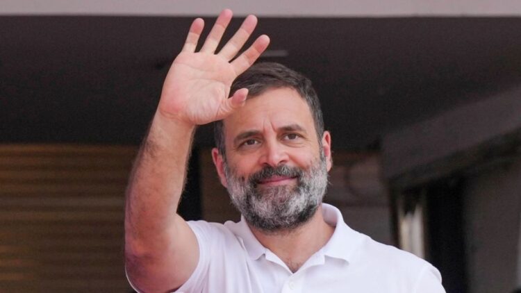 LOP RAHUL GANDHI ने NSUI की 'PALAYAN ROKO NAUKRI DO' रैली में Begusarai में शामिल किया