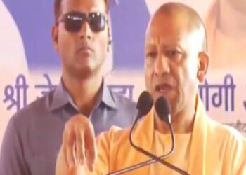 "एम्स गोरखपुर प्रगति के मार्ग पर आगे बढ़ रहा है": यूपी सीएम योगी आदित्यनाथ