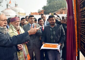 डिप्टी पीएम के लिए भाजपा के अश्विनी कुमार चौबे चमगादड़, नीतीश कुमार के लिए एनडीए संयोजक पोस्ट