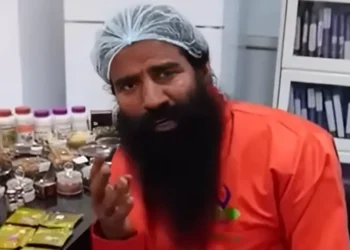 दिल्ली उच्च न्यायालय ने रामदेव को 'शारबत जिहाद' टिप्पणी पर आलोचना की, तत्काल कार्रवाई का आदेश दिया