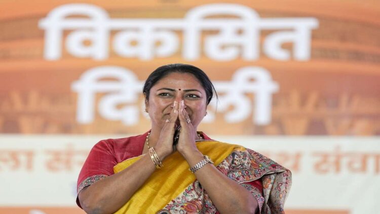 दिल्ली सरकार ने अगले 25 दिनों में 70 आयुशमैन अरोग्या मंदिरों को लॉन्च करने के लिए मोहल्ला क्लीनिक को बंद कर दिया: स्रोत: स्रोत